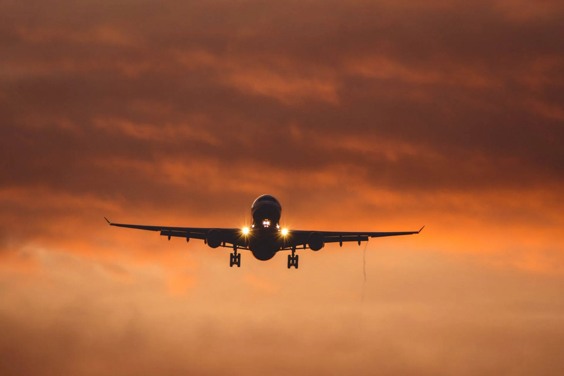 Aeroporto de Salvador tem atividades suspensas por "restrições operacionais"