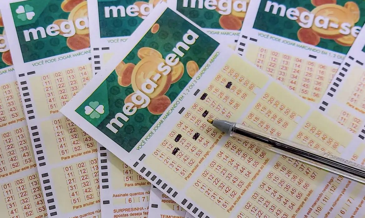O sorteio da Mega-Sena acontece neste sábado, às 20h. Foto: Rafa Neddermeyer/Agência Brasil