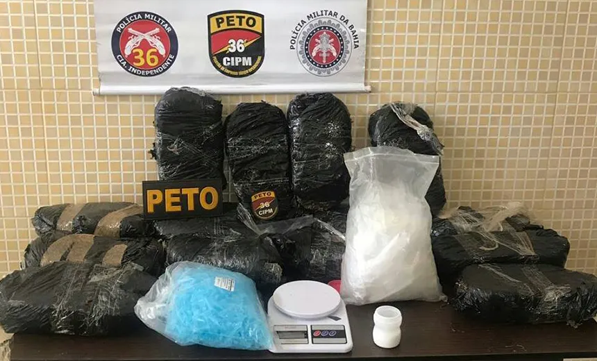 Polícia apreende drogas e material usado no tráfico em casa na cidade de Dias D’Avila