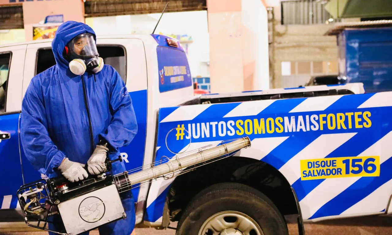Carro fumacê
