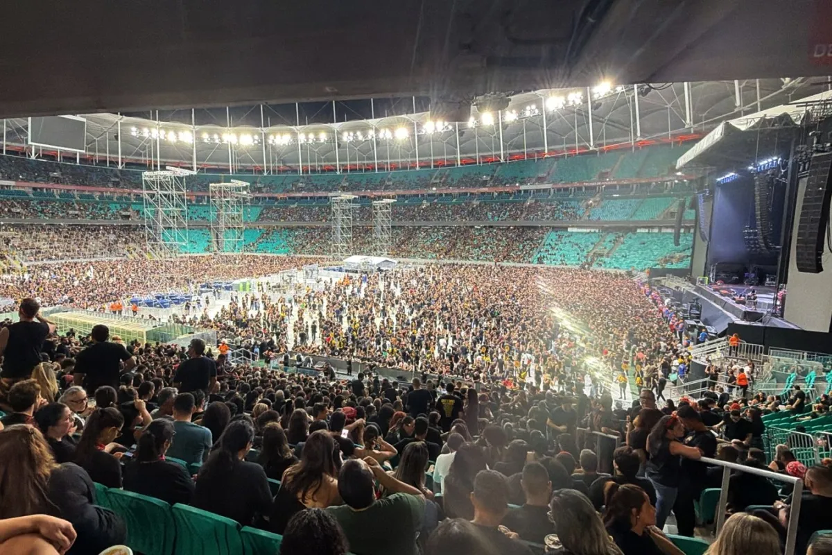 Público começa a lotar Arena Fonte Nova para show do Guns N’ Roses
