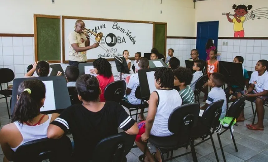 OPORTUNIDADE: Neojiba abre inscrições para crianças e adolescentes em cursos de música