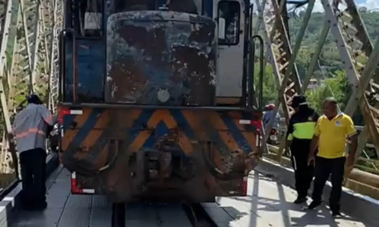 Trem saí do trilho na tarde desta terça-feira em Cachoeira