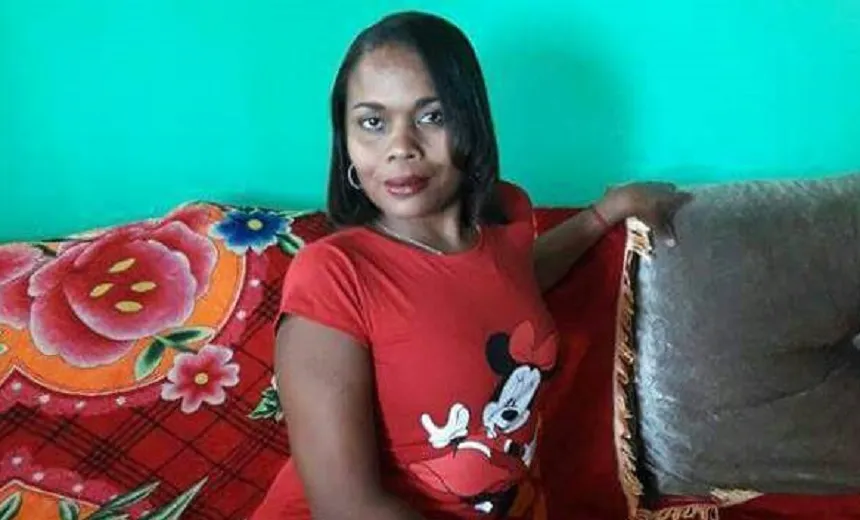SIMÕES FILHO: Após discussão, homem mata mulher com várias facadas no pescoço
