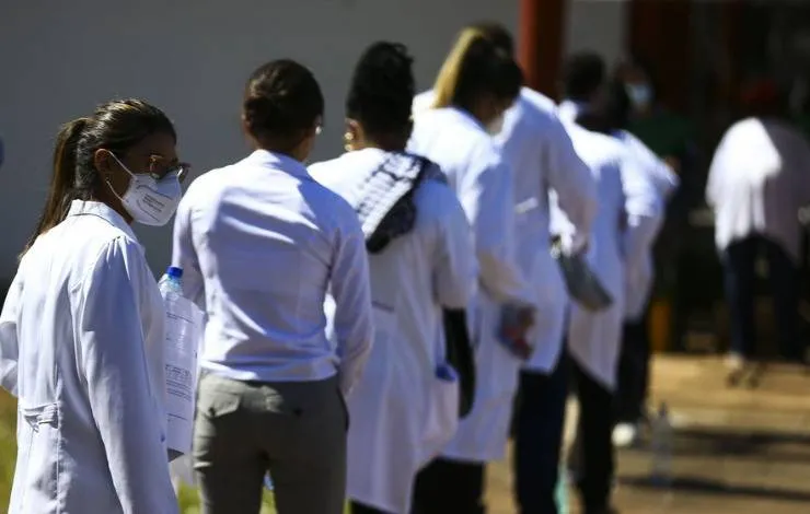 Último dia: Inep aplica até hoje as provas do Revalida; saiba mais