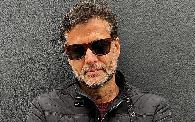 Com mais de 30 anos de carreira, Klester Cavalcanti já venceu três vezes o Prêmio Jabuti e é reconhecido internacionalmente por seus trabalhos em direitos humanos/Foto:Redes Sociais