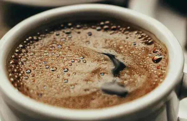 Café tem primeira redução de preço após 18 meses de altas