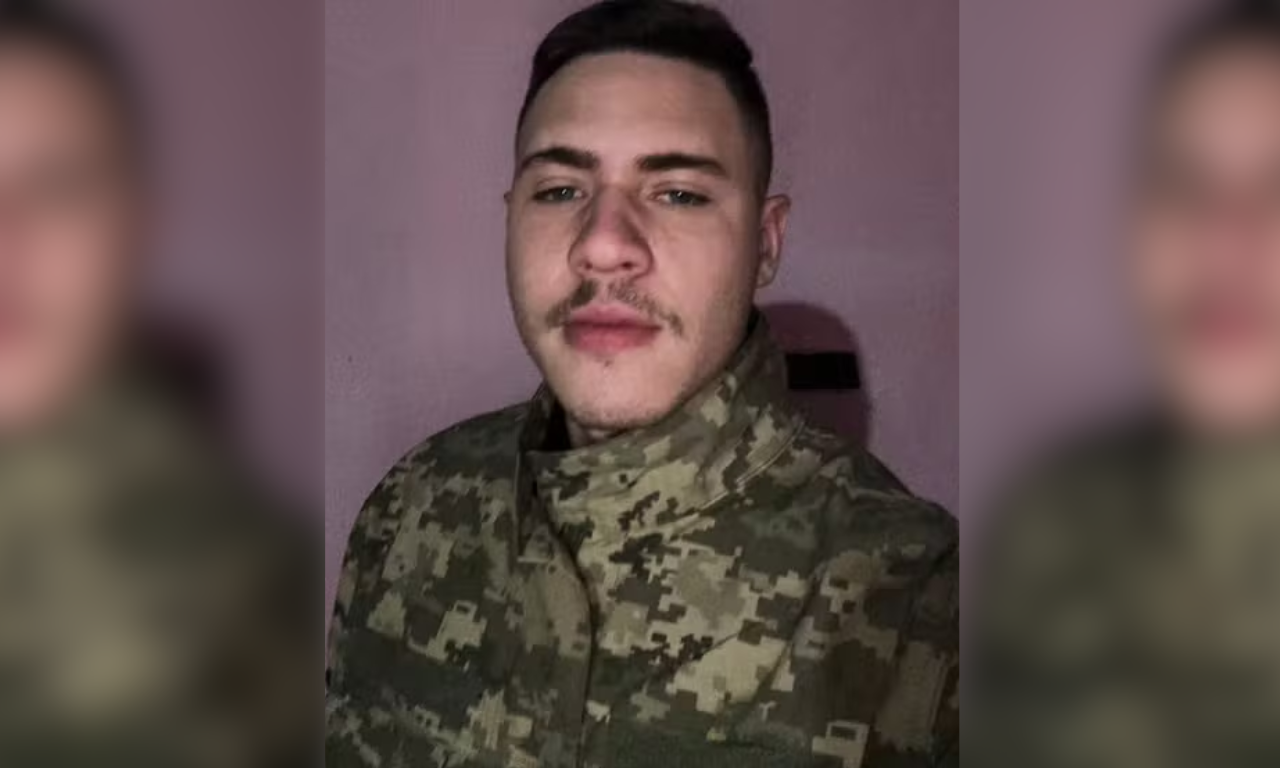 Brasileiro decide lutar na guerra da Ucr&acirc;nia e avisa fam&iacute;lia no aeroporto.Foto: Reprodu&ccedil;&atilde;o