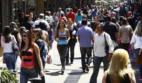Taxa de desemprego cai em 16 estados mas Bahia registra maior percentual, diz IBGE