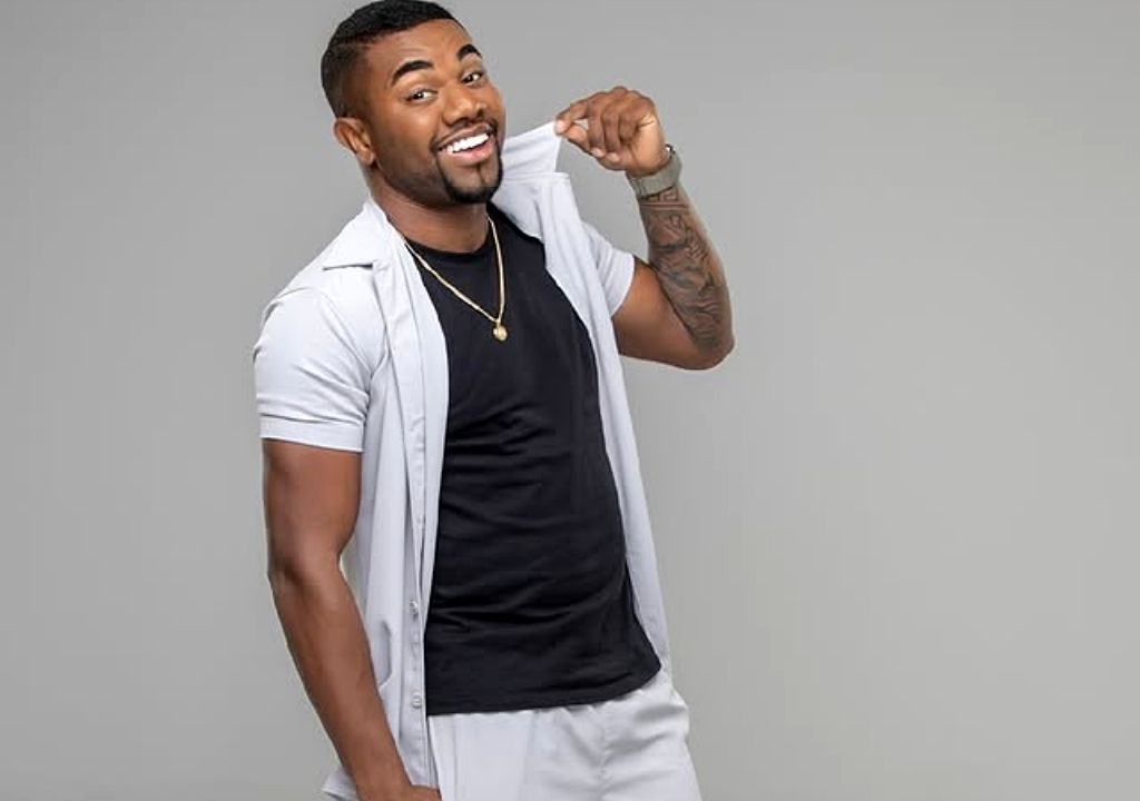 “Não me reconheci mais”, disse Davi Brito sobre vício em bebida e mudança de vida. Foto: Instagram/@daviooficialll
