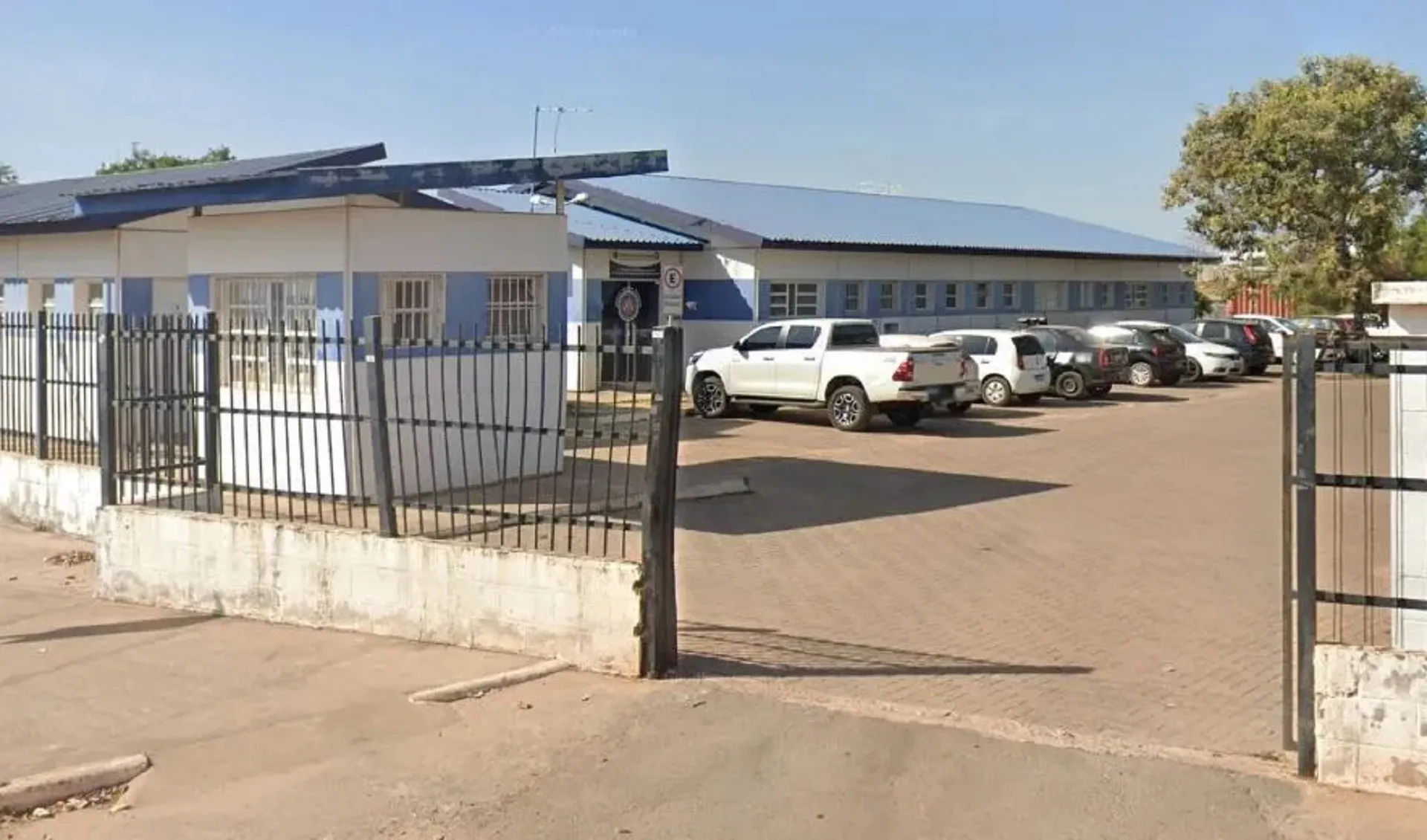 Mulher trans é morta por estrangulamento dentro de carro na Bahia