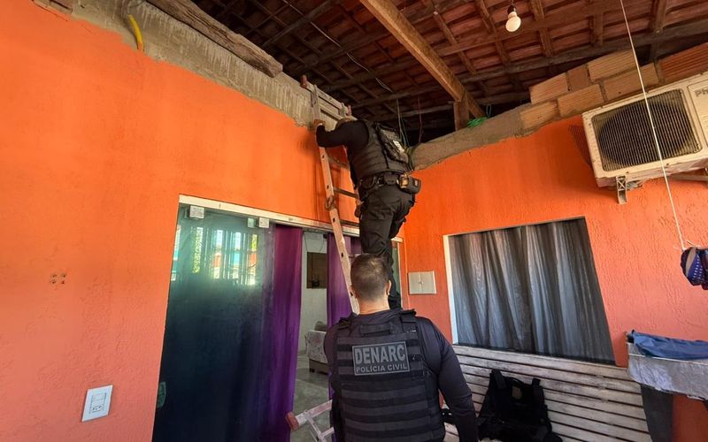 Segundo a Pol&iacute;cia Civil, mais de seis quilos de drogas, entre maconha e coca&iacute;na, teriam sido enviados ao investigado por meio de remessas interestaduais/Foto: Kaliane Almeida / Ascom-PCBA