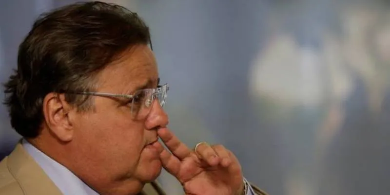 DEPOIS DA PRISÃO: Juiz autoriza polícia a arrombar portas e cofres na casa de Geddel