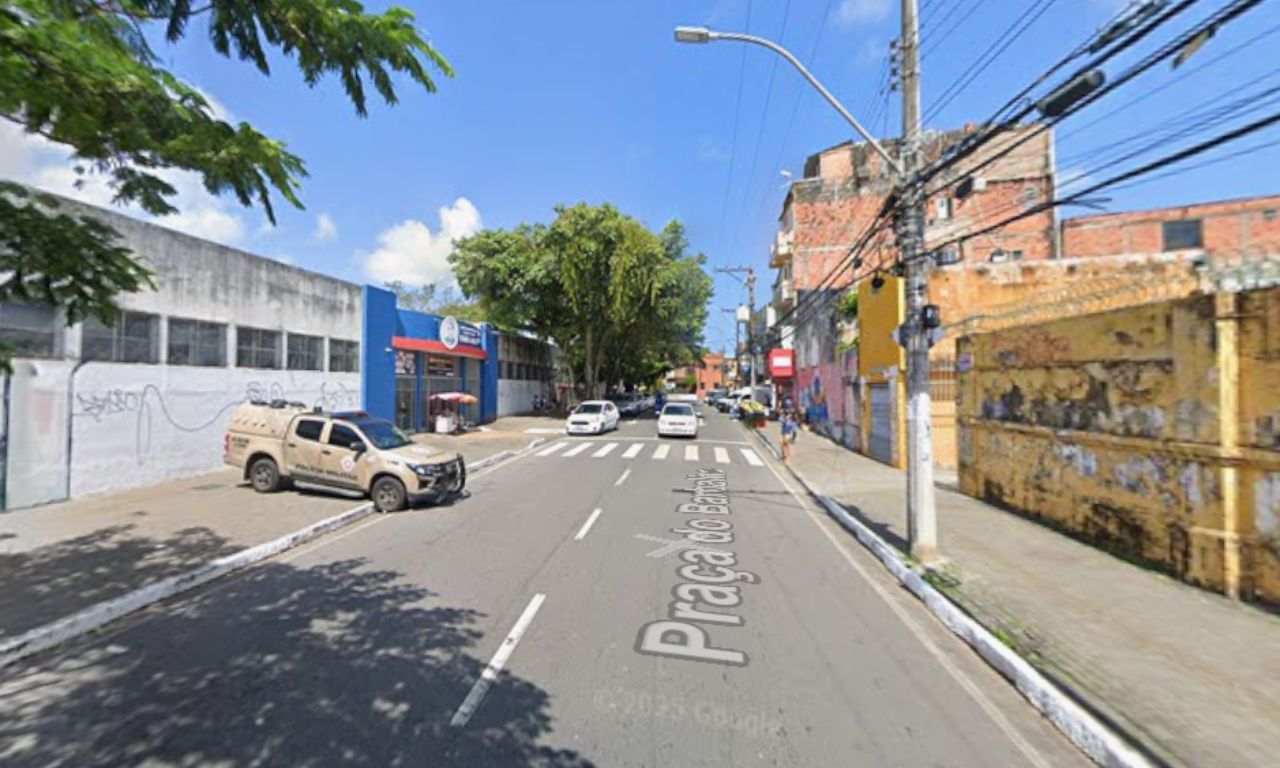 Corpo com marcas de tiros &eacute; encontrado no Barbalho, em Salvador