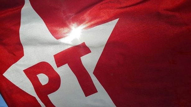 Pt