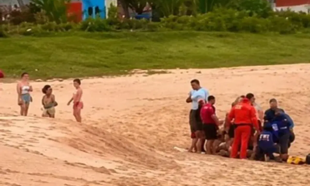 Gerente banc&aacute;rio morre afogado ap&oacute;s salvar filho e sobrinho em praia de Cama&ccedil;ari.| Reprodu&ccedil;&atilde;o: Redes Sociais