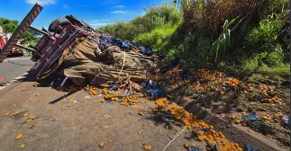 Tombamento de carreta resulta na morte de motorista na BR-116