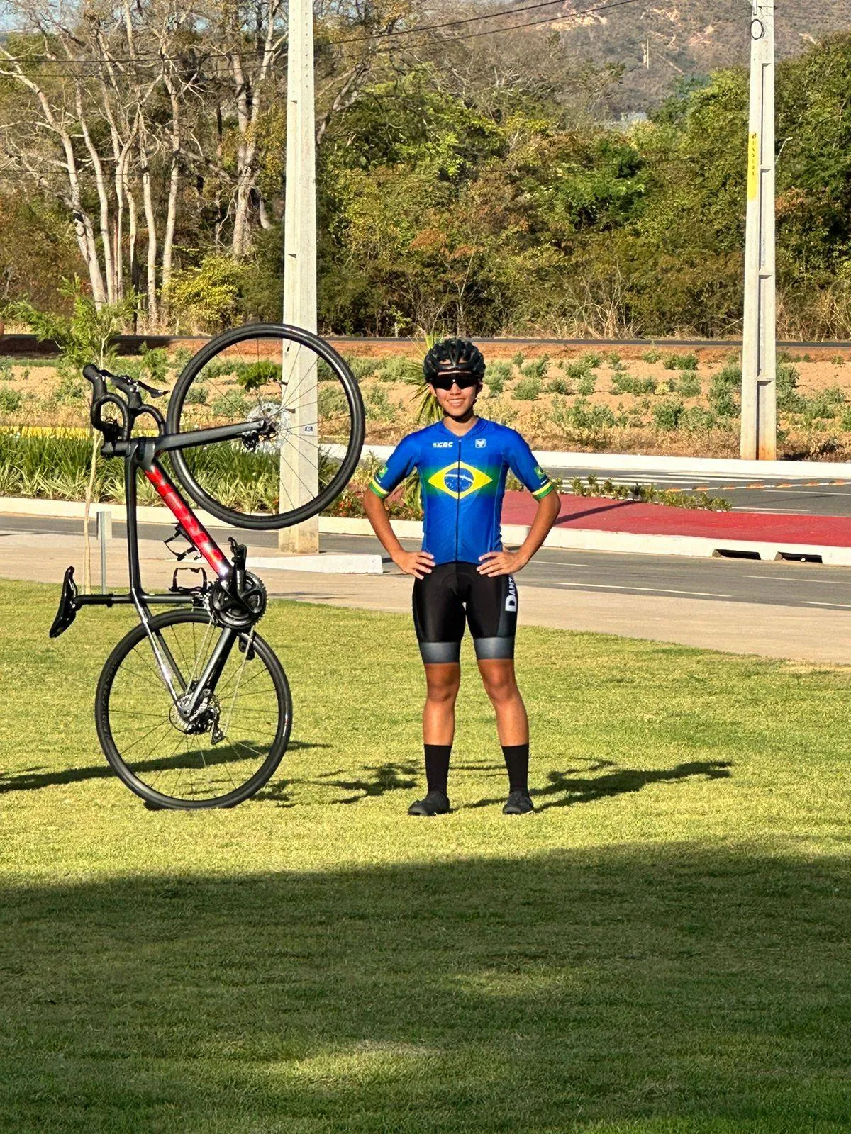 Ciclista baiana de 17 anos disputa Campeonato Internacional de Mountain Bike