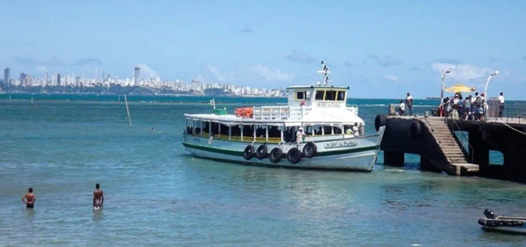 Fluxo de passageiros na Travessia Salvador-Mar Grande deve aumentar na tarde desta sexta (7)