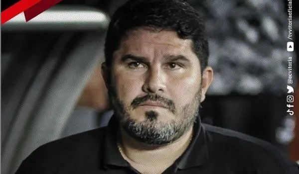 Vitória anuncia Eduardo Barroca como novo técnico; "gosta de comandar equipes ofensivas"