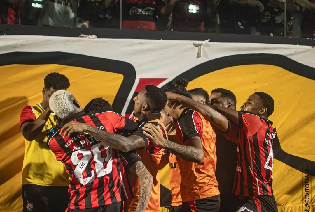 De goleada: Vitória vence CRB por 4 a 2 e mantém boa fase na Copa do Nordeste