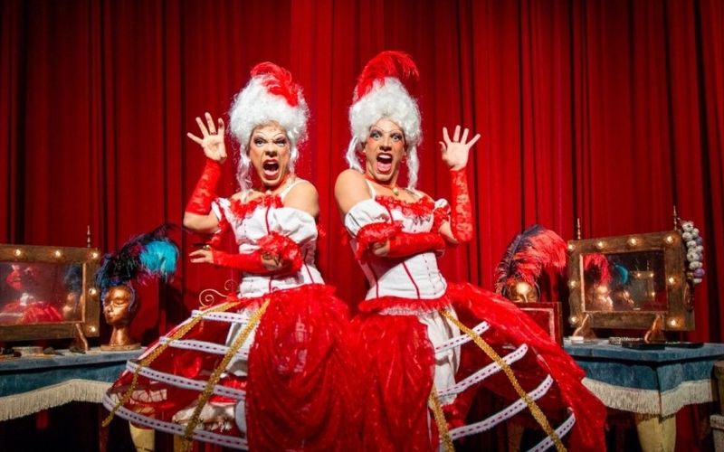 A Companhia Baiana de Patifaria conquistou o público com A Bofetada, espetáculo que se tornou um dos maiores sucessos do teatro baiano/Foto: Reprodução