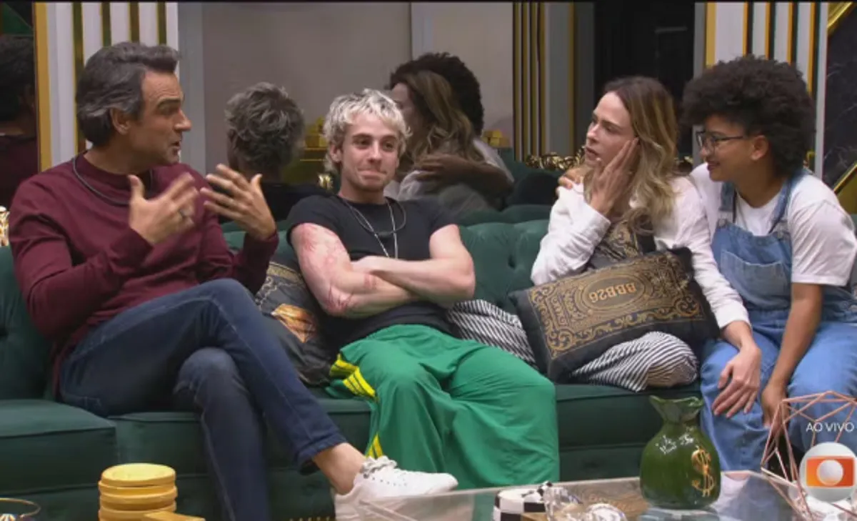 Tadeu Schmidt entra na casa do BBB 26 e emociona finalistas