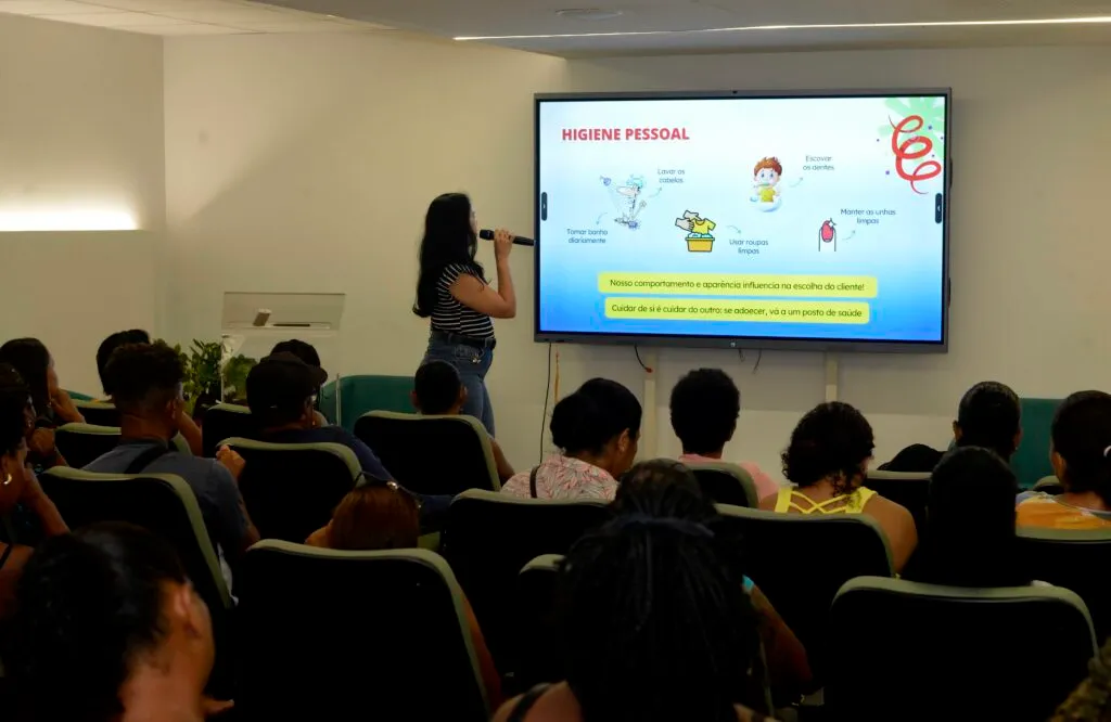 O não comparecimento implicará na exclusão automática do credenciamento