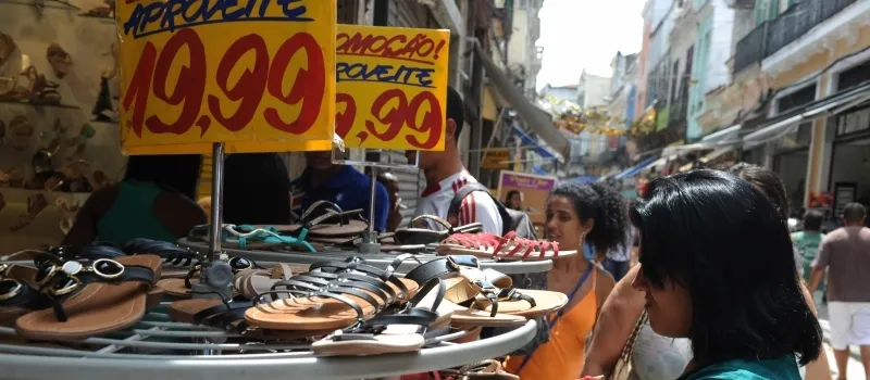 SEM ARMADILHAS: Economista lista dicas para compras durante a Black Friday