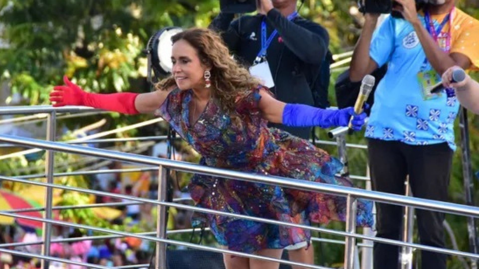 Rainha est&aacute; on: Daniela Mercury ter&aacute; quatro dias de pipoca no Carnaval; Foto: Sandro Honorato/Ag.FPontes/Sufotur