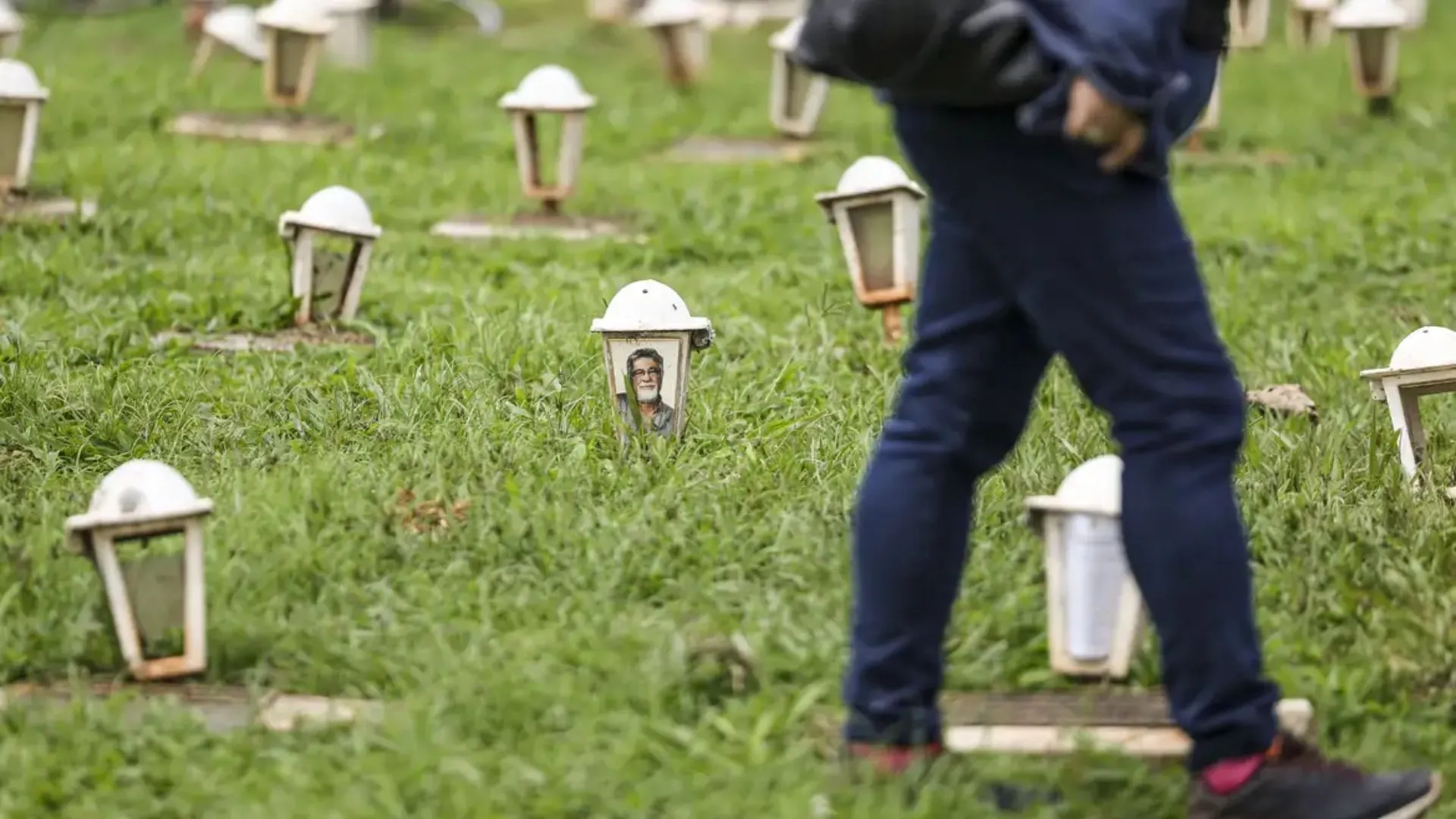 Brasileiros não resgatam de R$ 10 mil a R$ 50 mil de familiares mortos