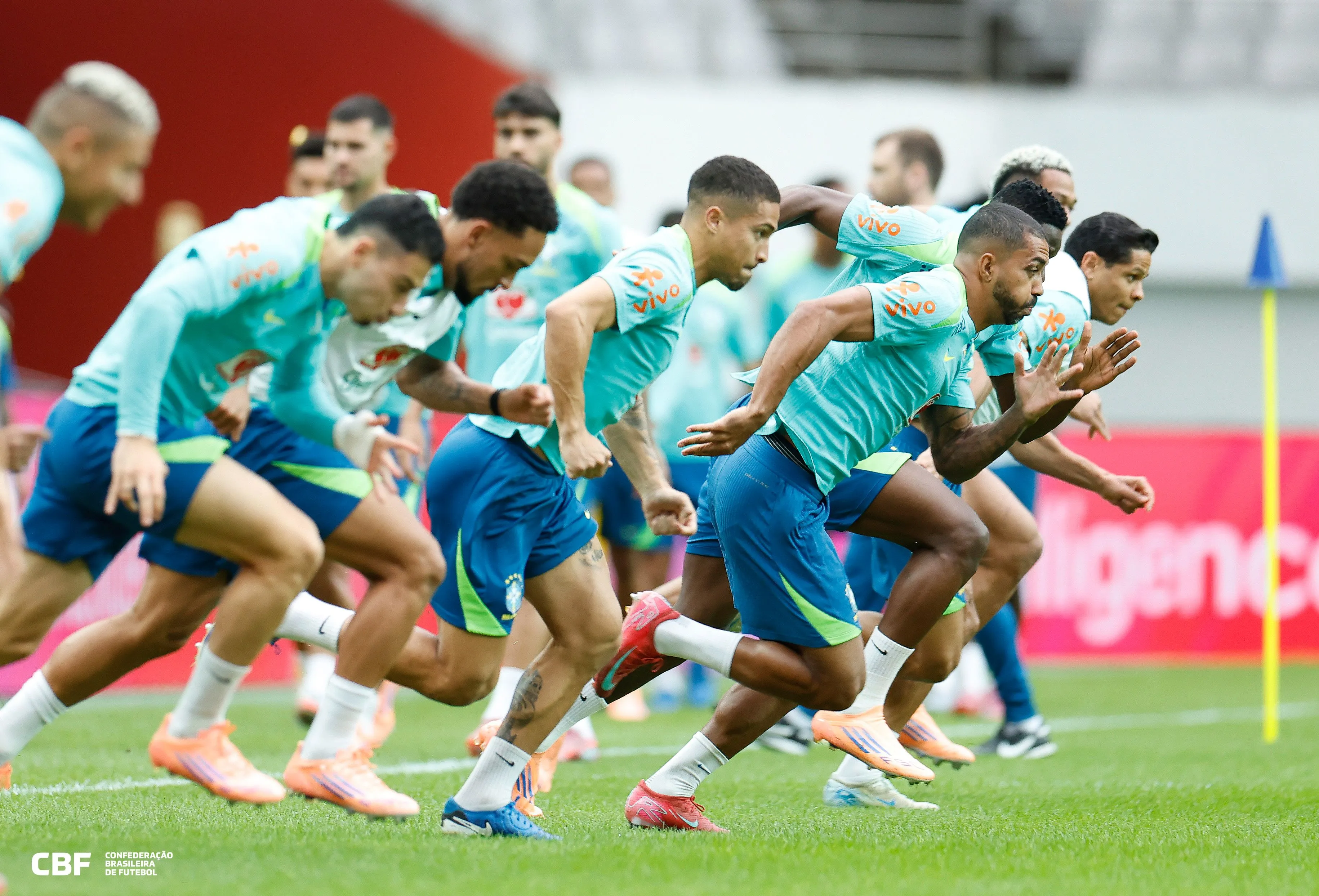 Com grupo completo, Brasil finalizou a preparação para amistoso com a Coreia do Sul