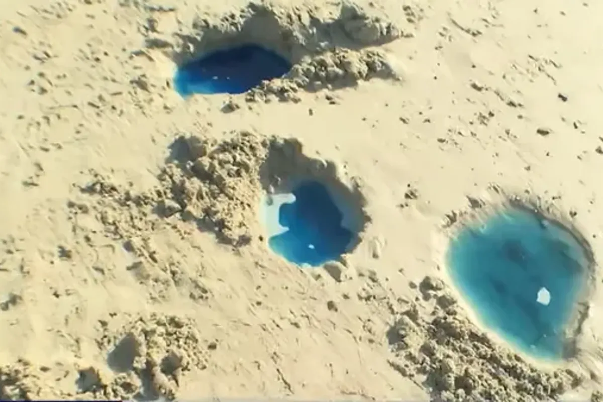 Contamina&ccedil;&atilde;o na Praia de S&atilde;o Tom&eacute; de Paripe. Foto: Redes Sociais