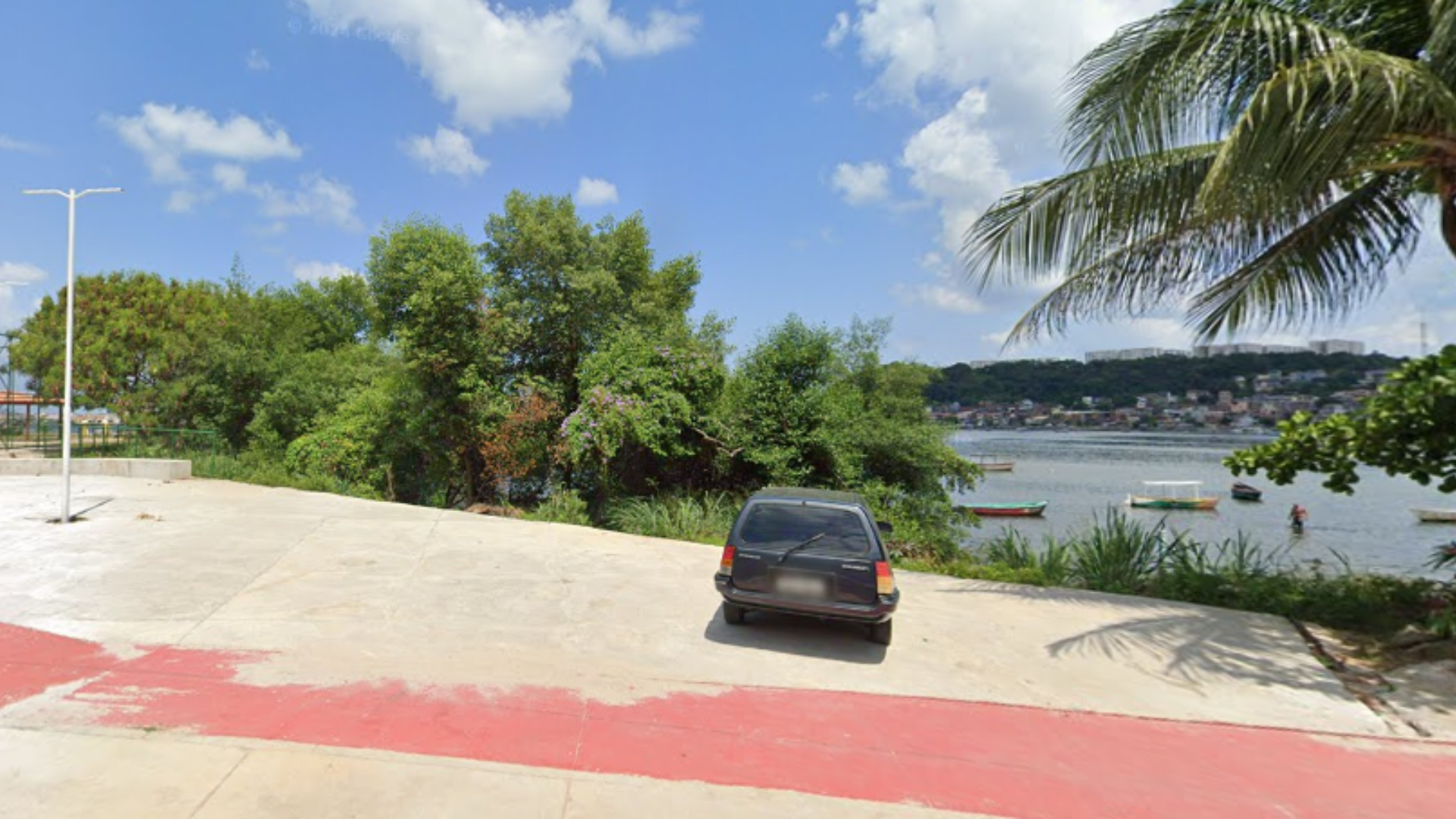 Corpo foi encontrado boiando embaixo da ponte. Foto: Google Street View