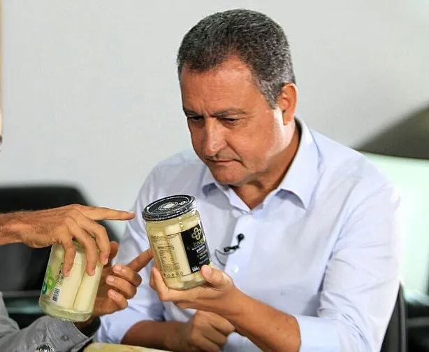 Rui Costa sugere 'mudar a fruta' como solução para inflação de alimentos