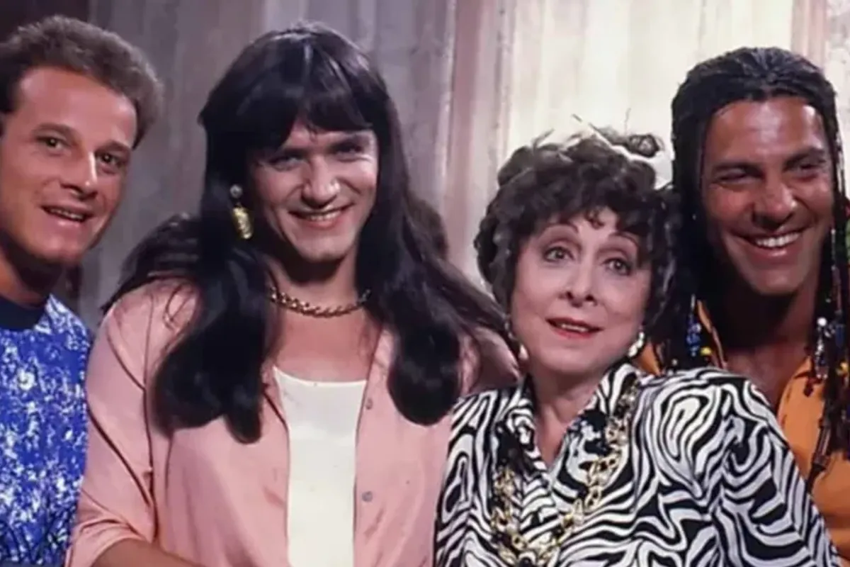 &Uacute;ltimo da esquerda para a direita, Gerson Brenner em 