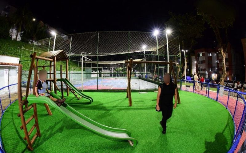 A praça é um ponto de encontro de famílias e símbolo de convivência comunitária no bairro, beneficiando cerca de mil moradores e visitantes da região/Foto: Valter Pontes