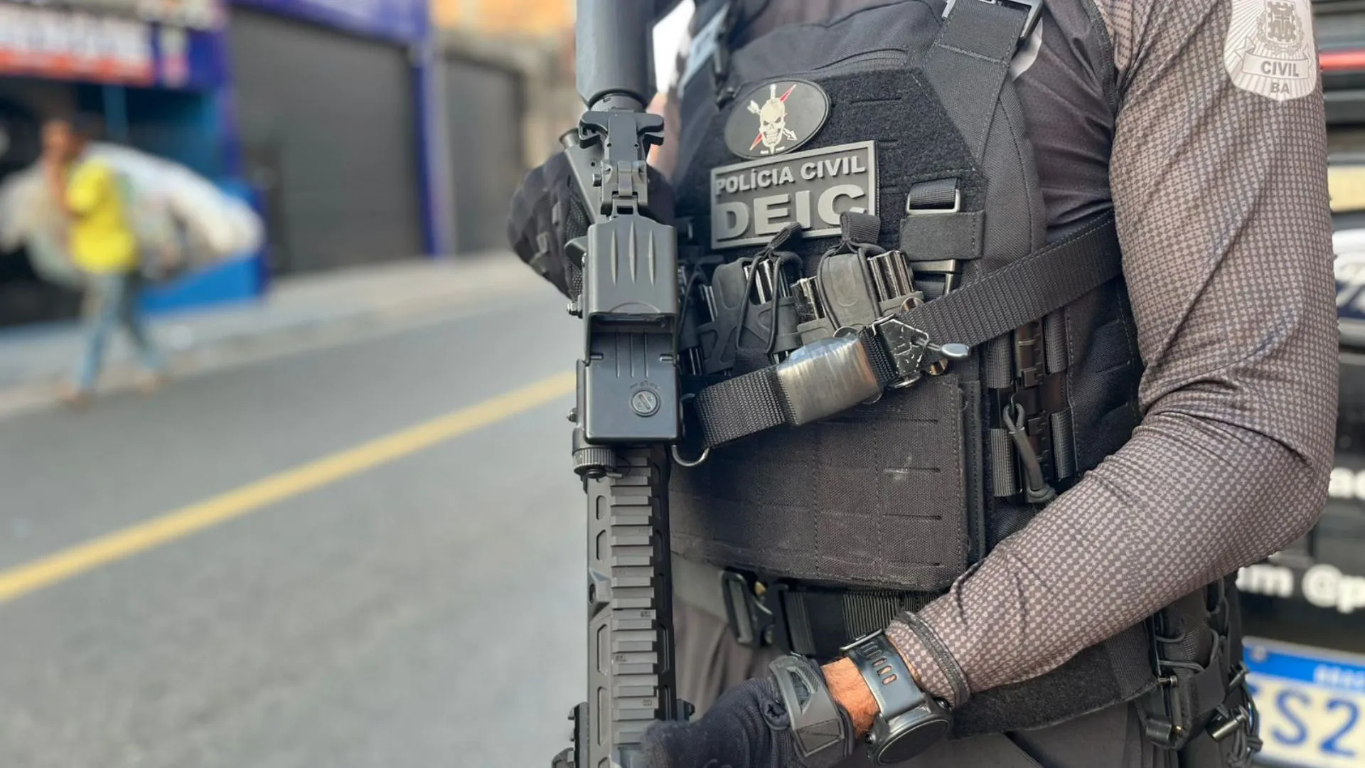 Operação prende quatro suspeitos por roubos em prédio público de Salvador