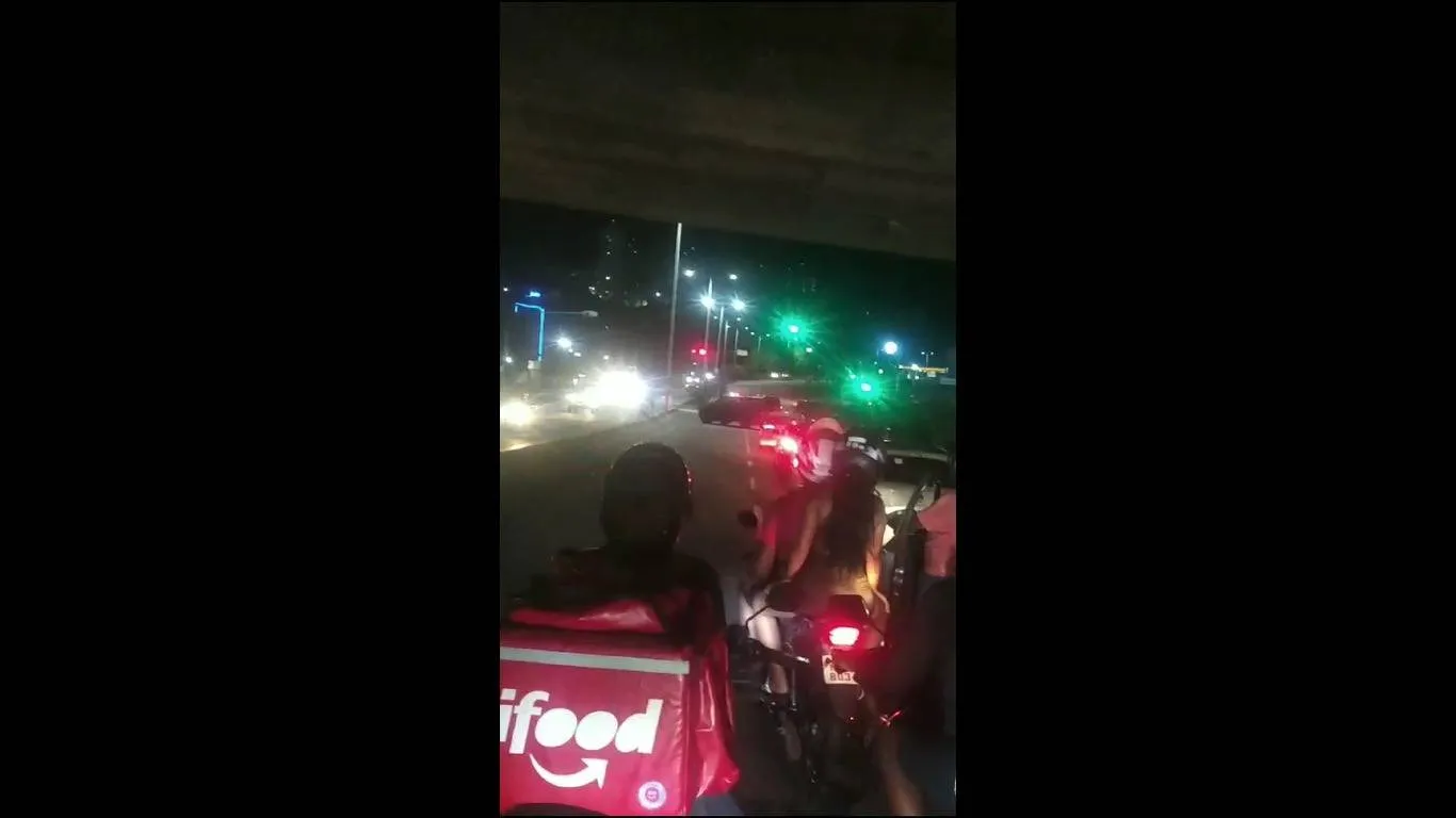 Perseguição entre polícia e suspeitos cria tumulto na Baixa de São Caetano