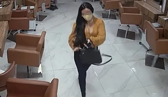 Bela e perigosa: jovem finge ir ao banheiro e furta aplique de R$ 7 mil depois de procedimento que durou 4h na Pituba
