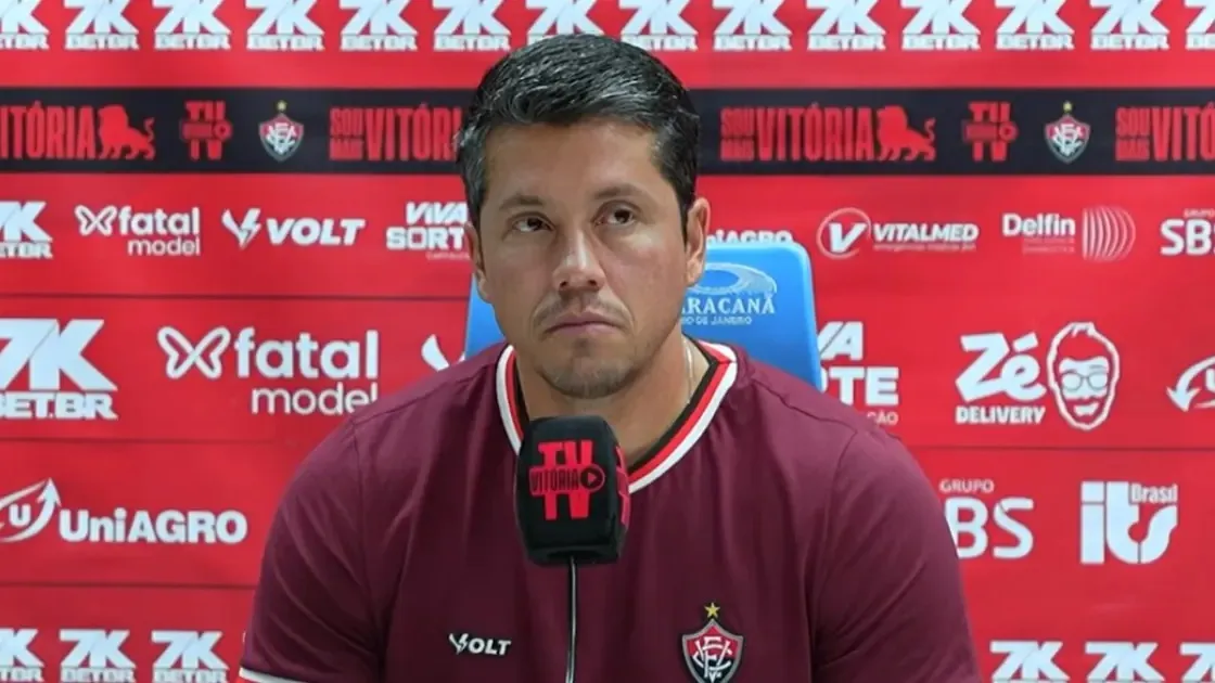 Carpini valoriza empate do Vitória e projeta duelo na Sul-Americana