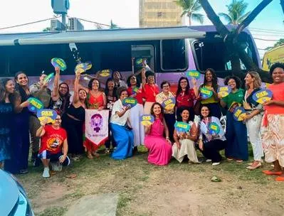 Secretaria de Políticas para as Mulheres leva Unidade Móvel à 20ª Parada do Orgulho LGBT