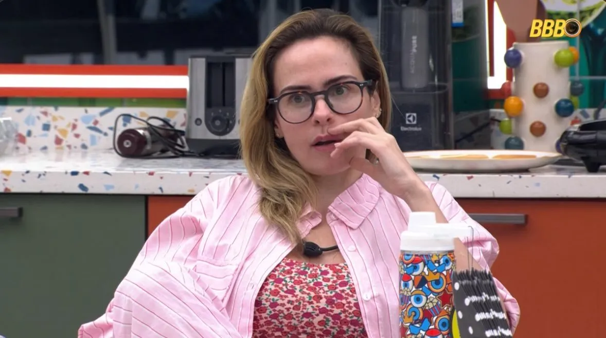 Jonas, do BBB 26, chama Ana Paula de feia e ela rebate: 'Faz uma nova rinoplastia'