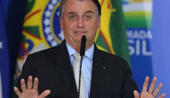 "Só ir no banco e fazer empréstimo", diz Bolsonaro sobre ampliação do auxílio emergencial