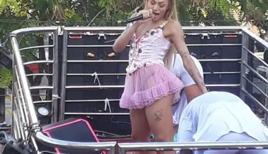 De biquíni, Pabllo Vittar exibe abdômen trincadíssimo e agita fãs em rede social; confira 