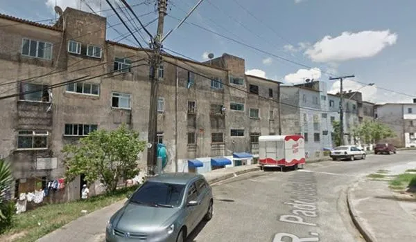 Bombeiros debelam fogo em apartamento no bairro de Cajazeiras