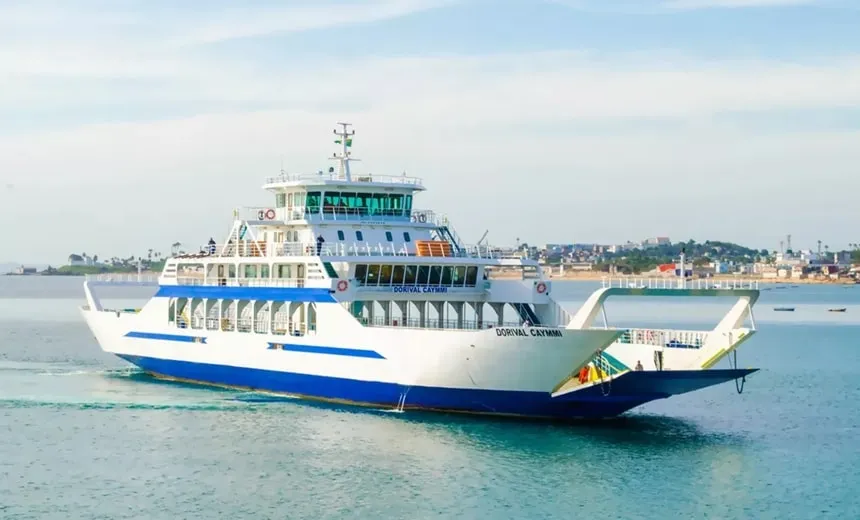 Mesmo com o feriadão de natal, Ferry Boat opera sem filas