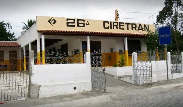 Detran retoma atividades com hora marcada em mais de 190 unidades do estado 