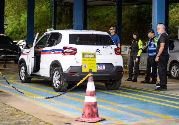 Prazo para vistoria anual dos táxis de Salvador chega na reta final