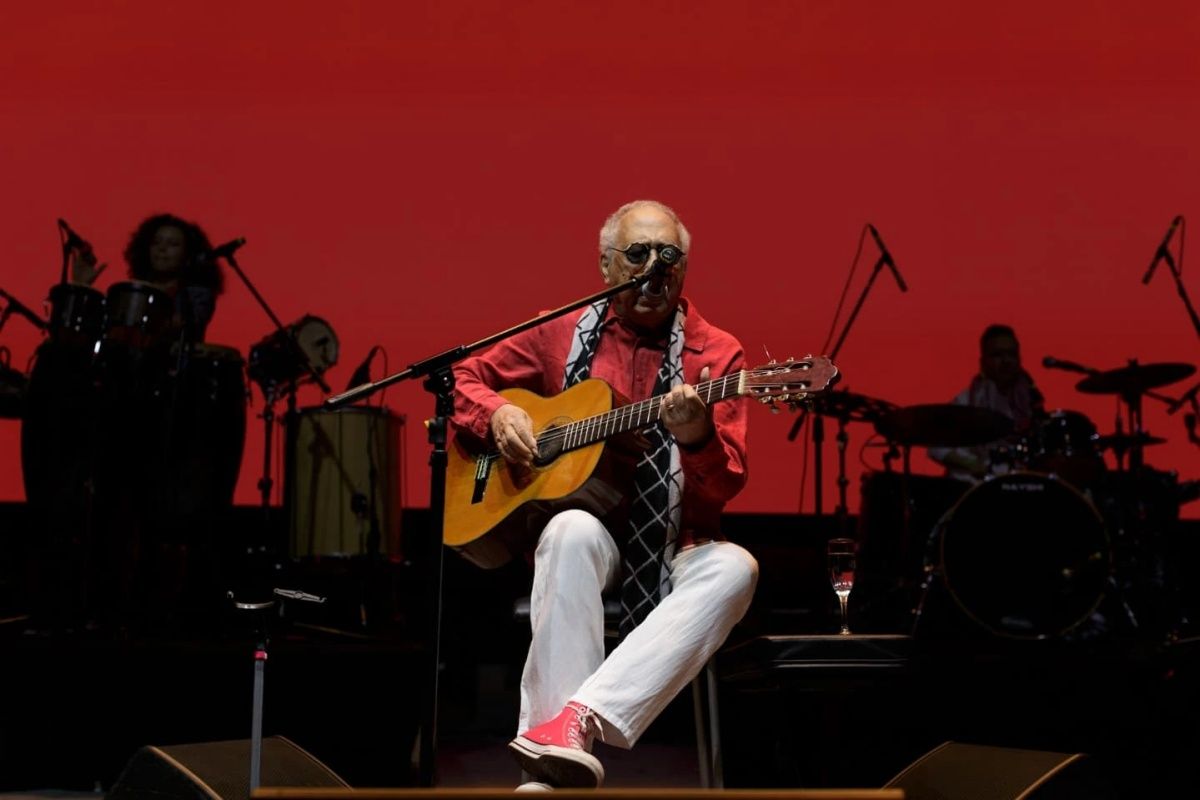 Amigos e artistas prestaram homenagens ao músico Jards Macalé, que morreu nesta segunda-feira. Foto: Redes Sociais